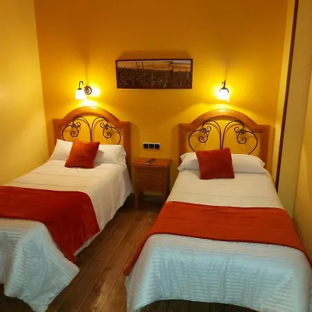 Hotel Rural Venta Del Alon 2*