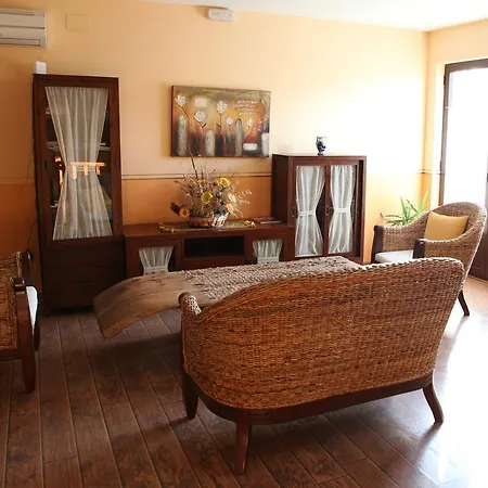 Hotel Rural Venta Del Alon 2*