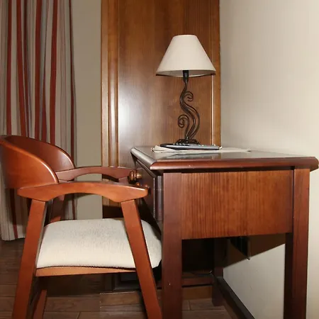 Hotel Rural Venta Del Alon