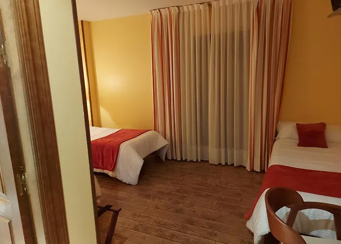 Rural Venta Del Alon 2*